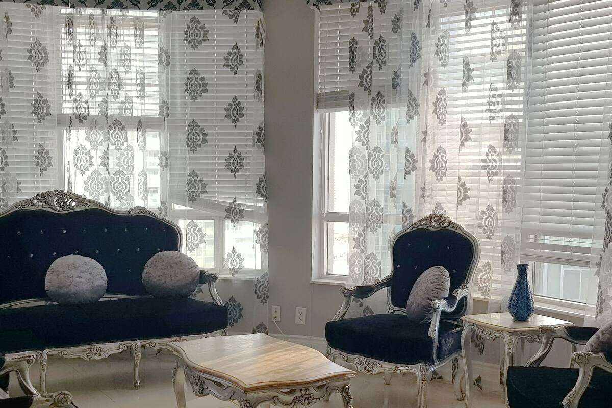 Luxury Apartment, 3 Bedrooms | Living area | Flat-screen TV, Netflix
