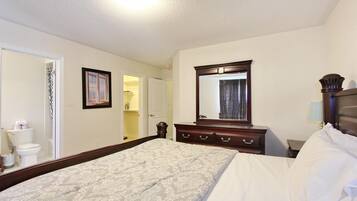 Family Apartment, 3 Bedrooms | 3 bedrooms, iron/ironing board, free WiFi