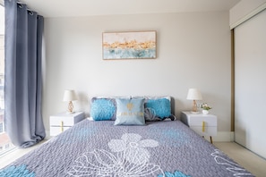 Apartamento luxo | Individualmente decorados, individualmente mobiliados, escrivaninha