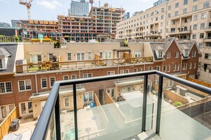Deluxe Apartment | Balcony