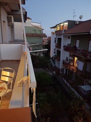 Chambre Standard Double ou avec lits jumeaux (Room 3) | Balcon