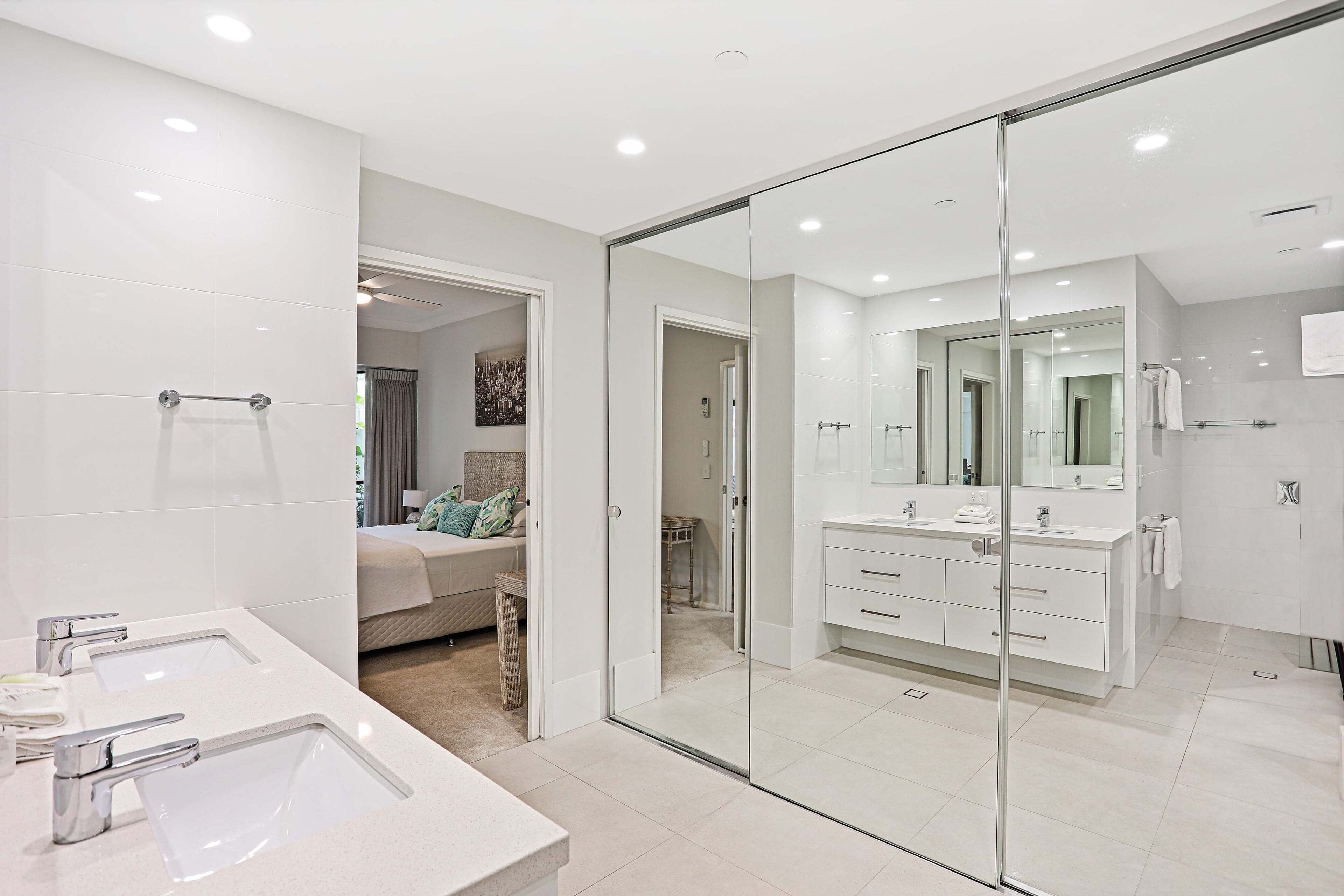 De Ville Apartments — image 19