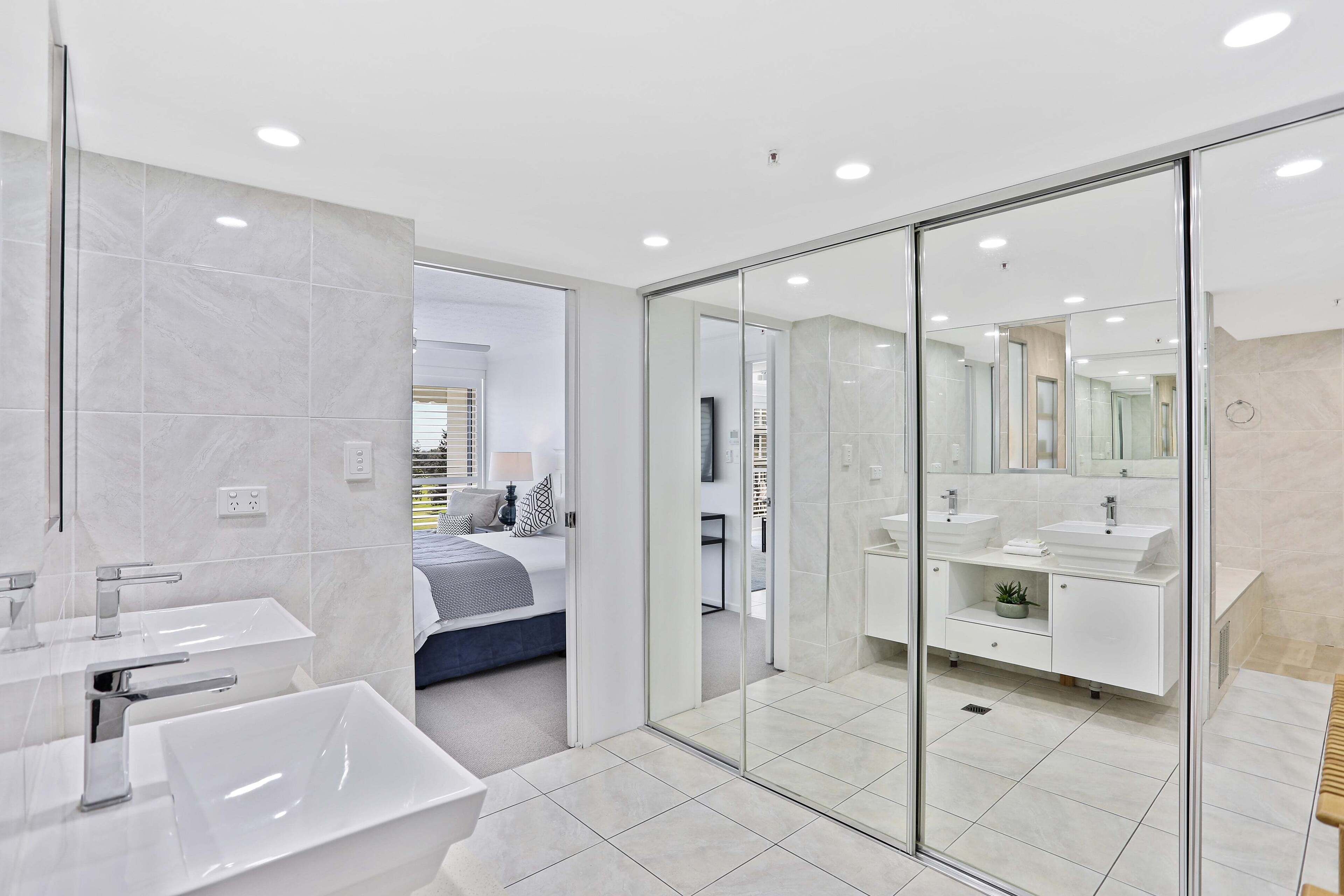 De Ville Apartments — image 12