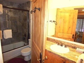 淋浴设施、毛巾