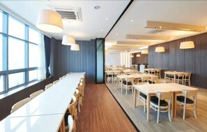 Colazione a buffet, servita tutte le mattine (11000 KRW a persona) 