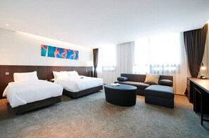In-room business center - Hotel M Felice (Seoul)