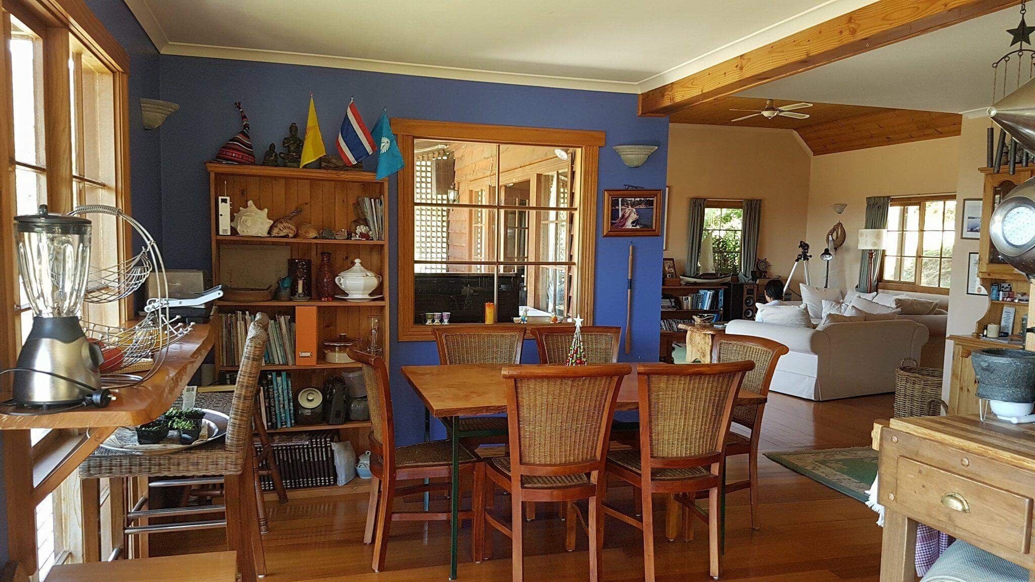 Fantastic getaway for family or friends with spectacular views. — image 20