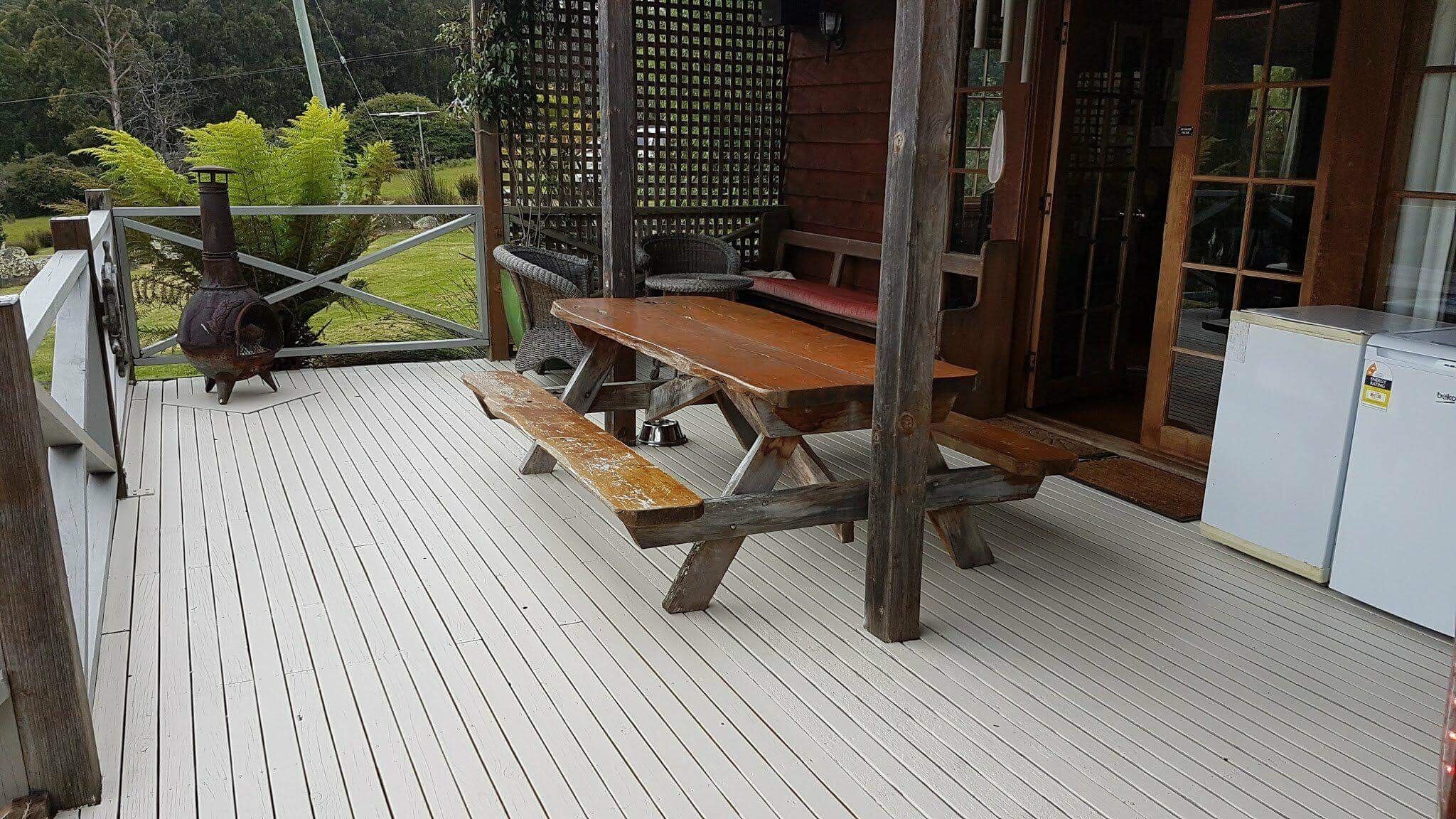 Fantastic getaway for family or friends with spectacular views. — image 14