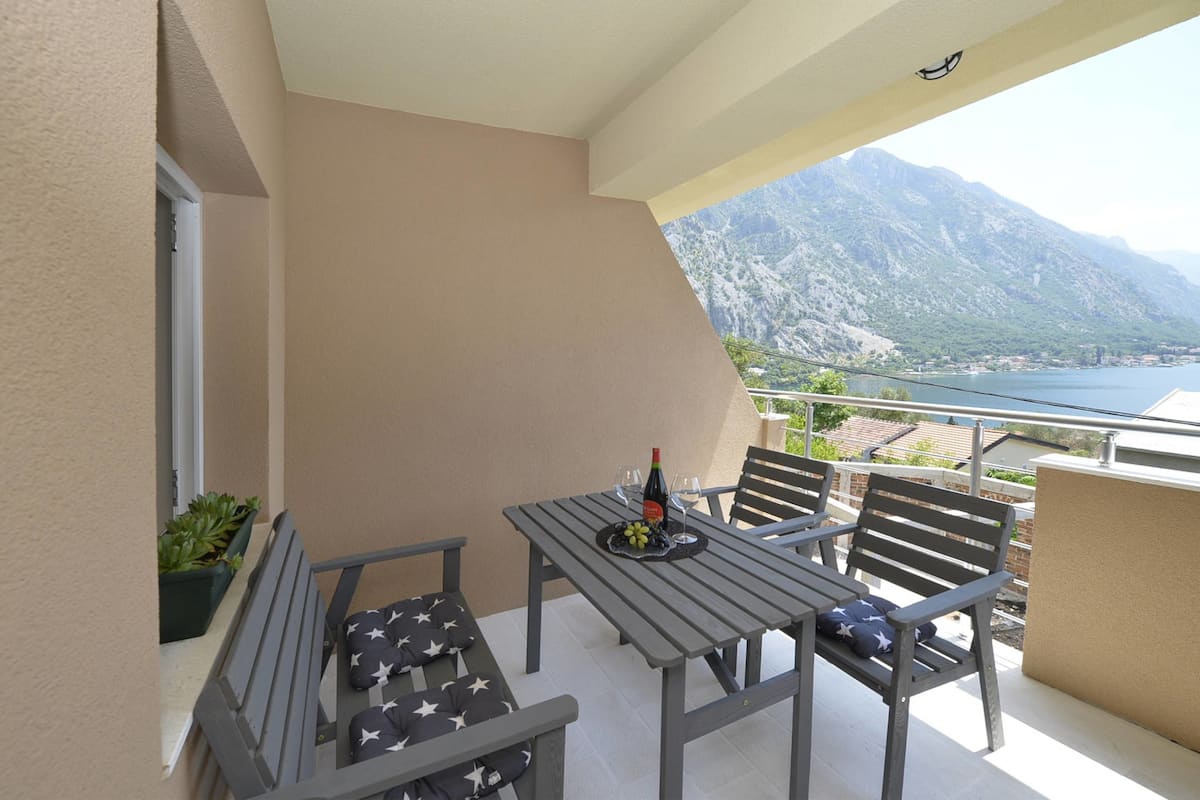 Apartamento, 1 habitación, terraza, vistas al mar | Terraza o patio