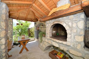 BBQ/picnic area