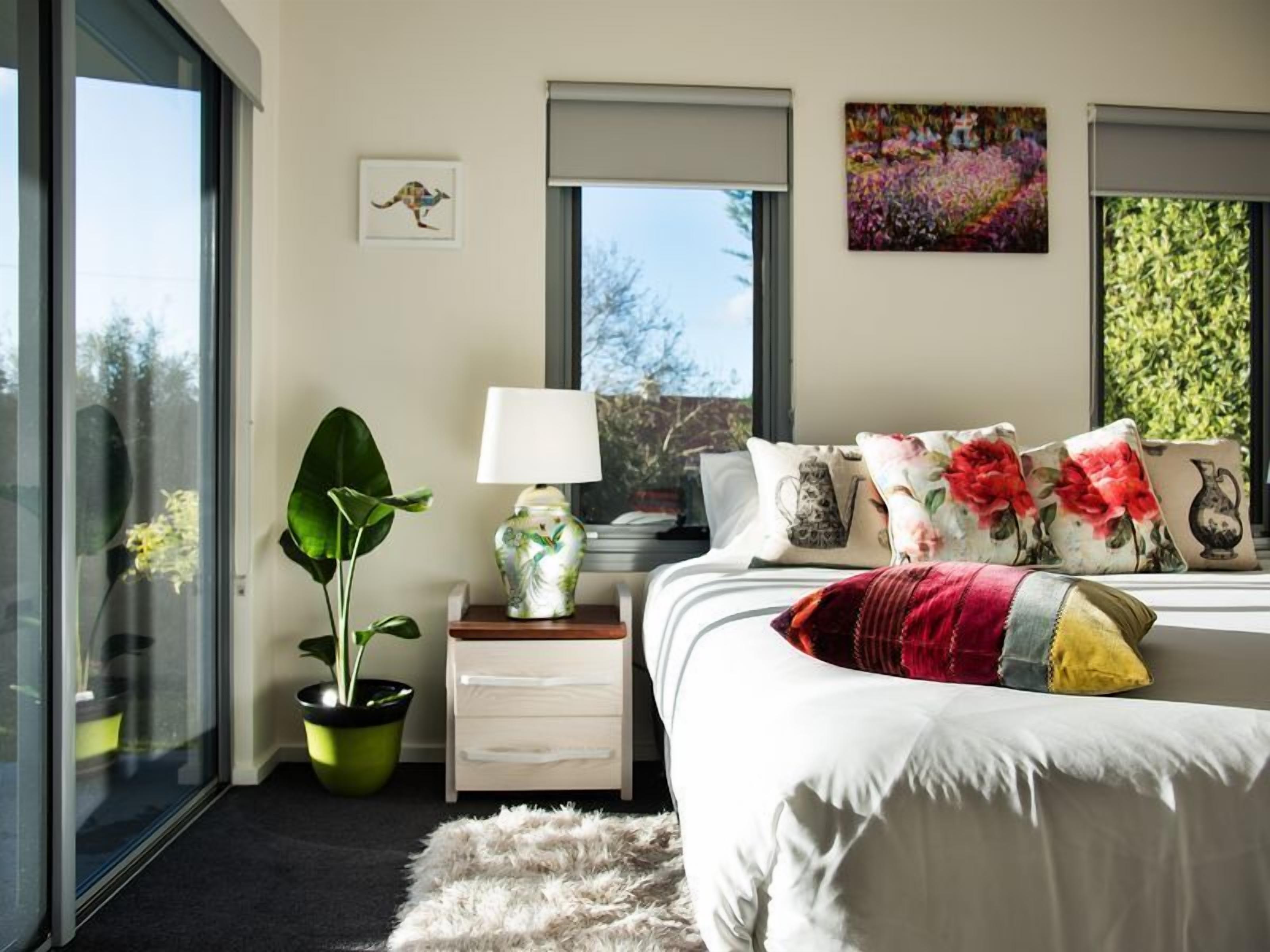 Second bedroom - separable king bed 
