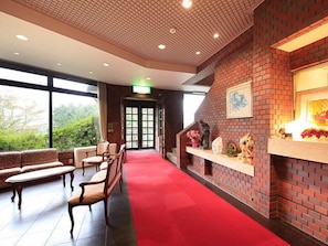 Lobby lounge - morinoakari (Hakone)