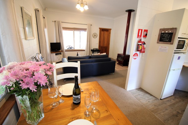 Dining area and fully equipped kitchen