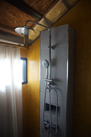 Standard Villa | ห้องอาบน้ำ