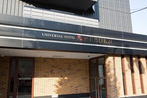 Exterior - OYO Hotel Reborn Namba-Minami (Osaka)