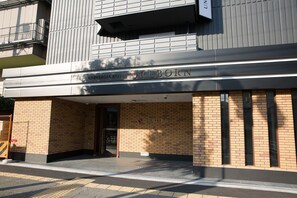 Exterior - OYO Hotel Reborn Namba-Minami (Osaka)