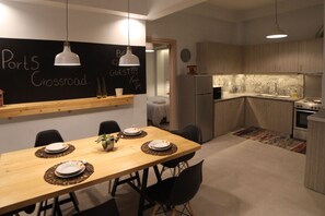 تناول الطعام