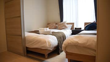 Habitación básica, para no fumadores (201) | 1 habitación, escritorio, wifi gratis y ropa de cama