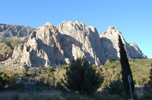 Exterior - A 2 Bedroom luxury penthouse in the historic centre of Alora (Alora)