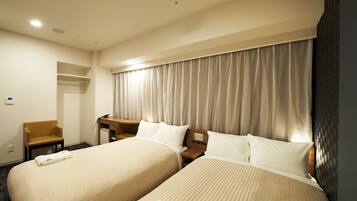 1 bedroom, laptop workspace, blackout curtains, soundproofing