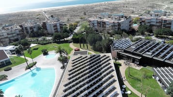 Piscina interna, piscina externa