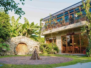 Homestay Bungalow  | Blackout drapes, soundproofing, free WiFi, bed sheets - Ninh Binh Eco Garden (Gia Vien)