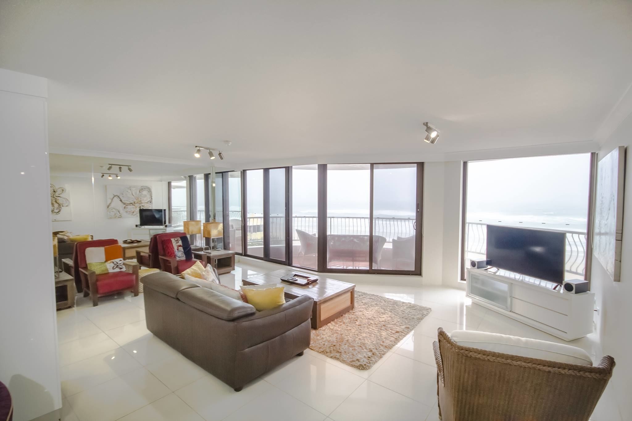 Albatross North Apartments — image 5