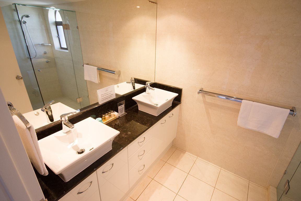 Albatross North Apartments — image 9