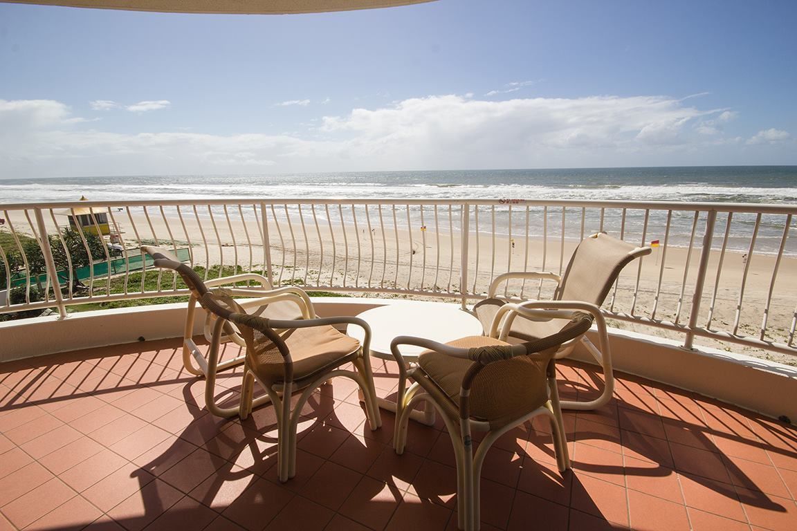 Albatross North Apartments — image 2