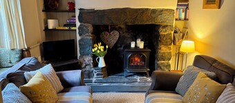 Listed Miners Cottage with Riverside Views