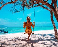 Beach nearby, white sand, rowing