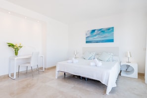 4 bedrooms, iron/ironing board, free WiFi, bed sheets - Villa Es Falcons - Portocristo (Porto Cristo)