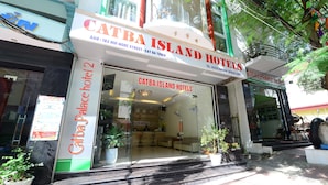 Property entrance - Catba Seapearl Adventure (Hai Phong)