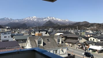 Twin Room | Mountain view