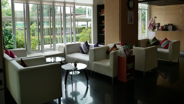 Lobby sitting area - All Seasons Residence (Khon Kaen)