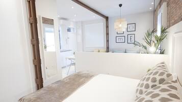 1 camera, ferro/asse da stiro, accesso a Internet, lenzuola