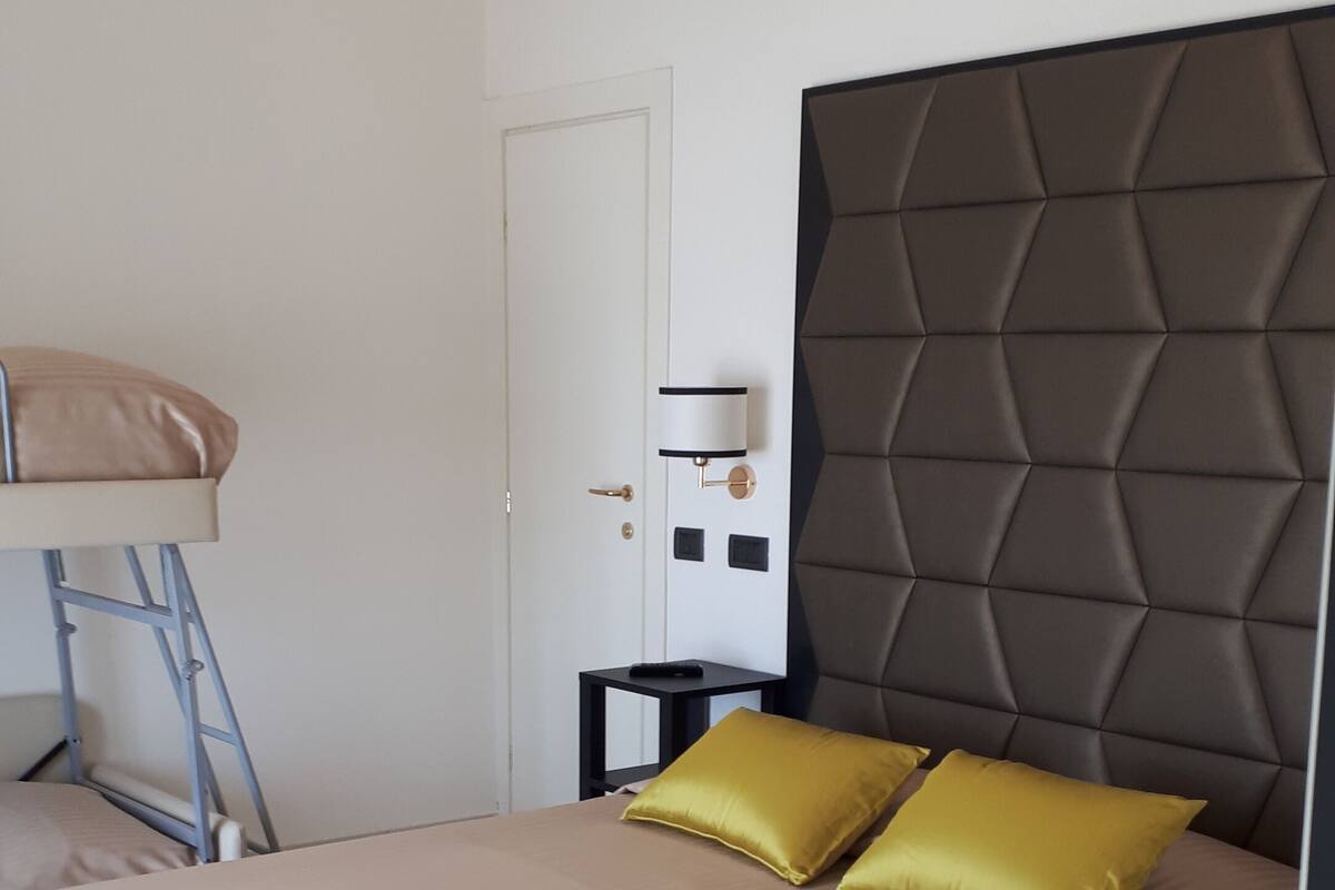In-room safe, desk, free WiFi, bed sheets