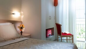 Room - Ada (Rimini)