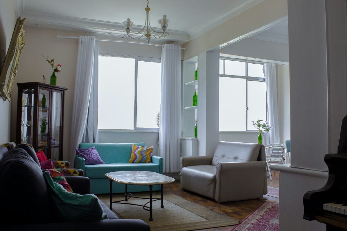 Apartamento, 2 quartos | Sala de estar | TV de tela plana 32 polegadas com canais a cabo, TV