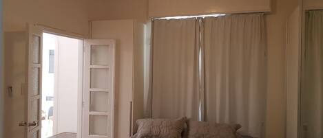 Maison en rangĂ©e, 1 chambre | 1 chambre, rideaux dâobscurcissement, fer et planche Ă repasser