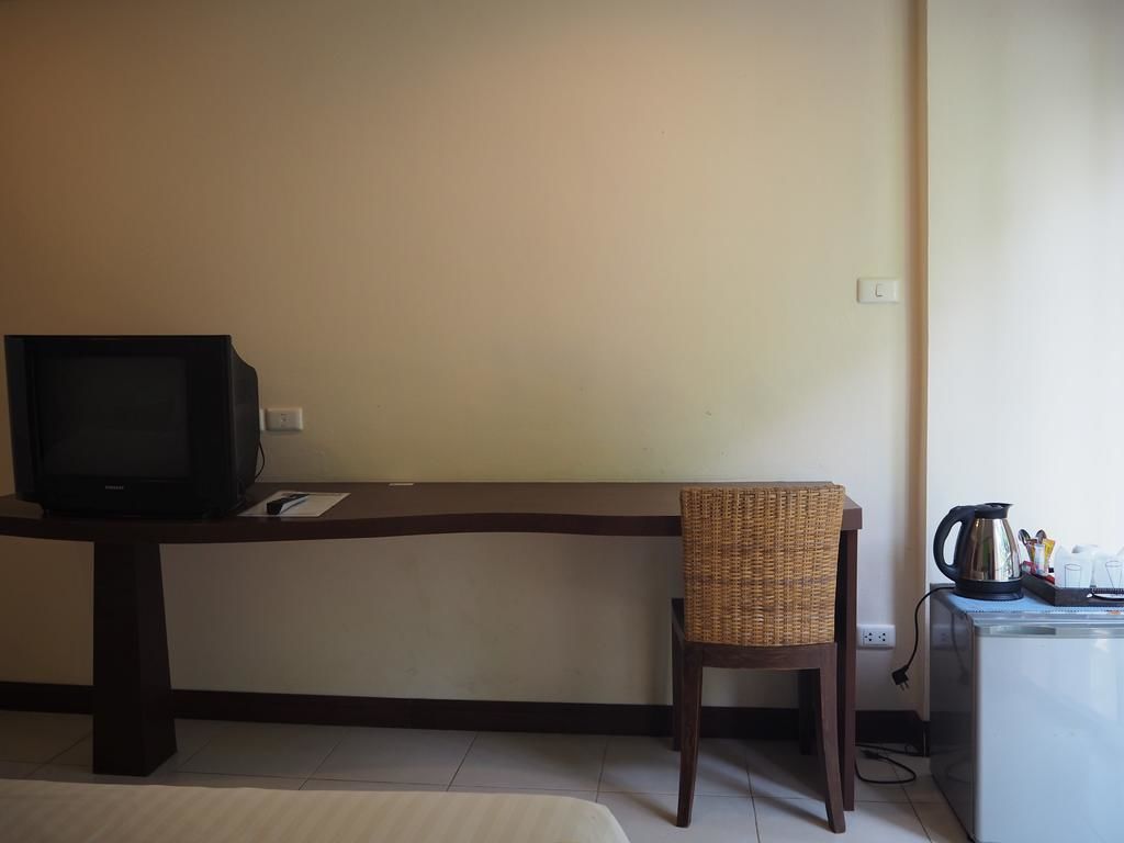 standard twin room | room amenity