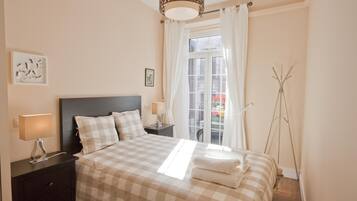 2 slaapkamers, een strijkplank/strijkijzer, wifi, beddengoed