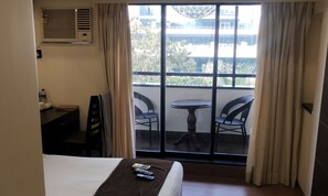 Kamar Eksekutif | Kedap suara, tempat tidur lipat/tambahan, dan Wi-Fi gratis