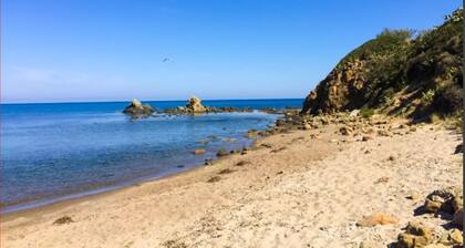 Seven Emirs Bay