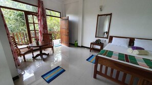 Deluxe Double Room, 1 King Bed, Garden View, Ground Floor | 1 bedroom, Egyptian cotton sheets, premium bedding, minibar - Turtle Paradise (Rekawa)