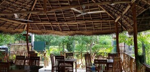 Exterior - Turtle Paradise (Rekawa)