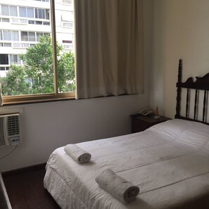 1 間臥室、書桌、遮光布/窗簾、免費無線上網