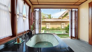 Ảnh chưa phân loại, 5 trong số 146 ảnh, nút