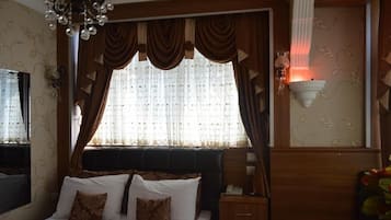 Standard Double or Twin Room, 1 Double or 2 Twin Beds | In-room safe, desk, free WiFi