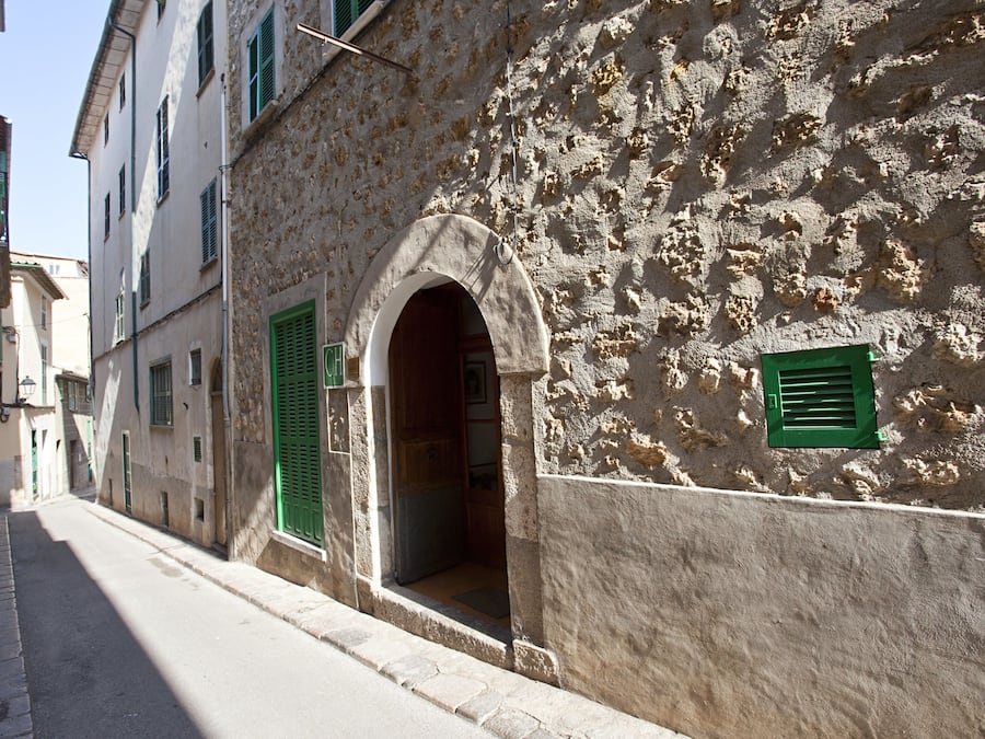 Entrada de la propiedad